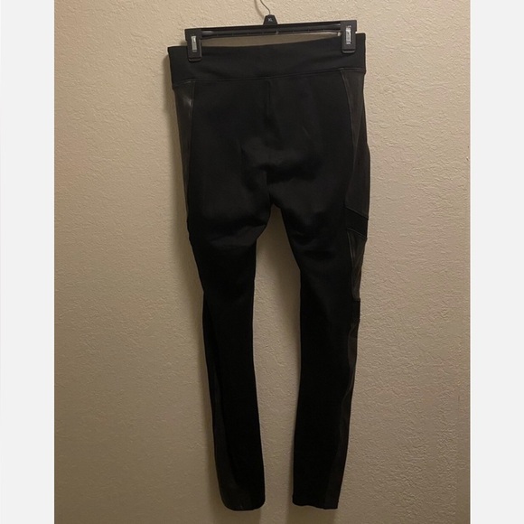 SPANX FAUX LEATHER MOTO PONTE LEGGINGS SIZE LARGE - Picture 8 of 10